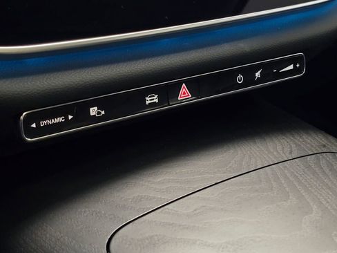 Certified 2025 Mercedes-Benz E 350 4MATIC Sedan image 45