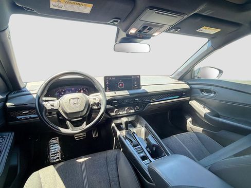 Used 2025 Honda Accord Sport image 23
