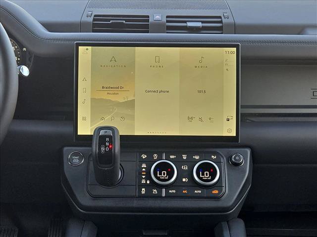 New 2026 Land Rover Defender 110 X-Dynamic SE AWD/4WD image 12