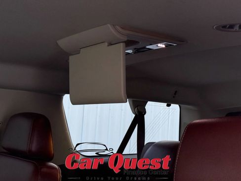 Used 2016 Chevrolet Suburban LTZ AWD/4WD image 14