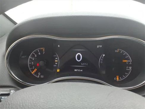 Certified 2016 Jeep Grand Cherokee Laredo w/ Quick Order Package 23E image 19