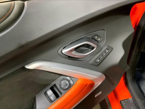 Used 2018 Chevrolet Camaro SS w/ Hot Wheels Edition image 30