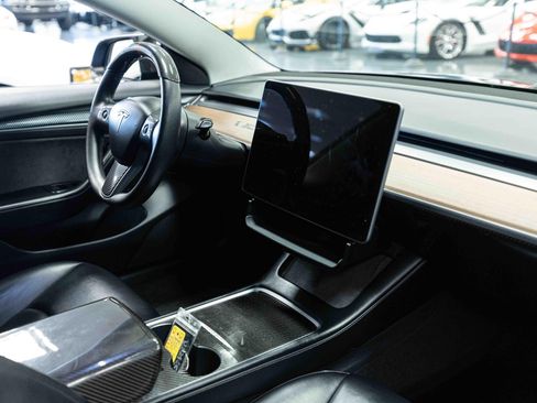 Used 2023 Tesla Model 3 Standard Range RWD image 12