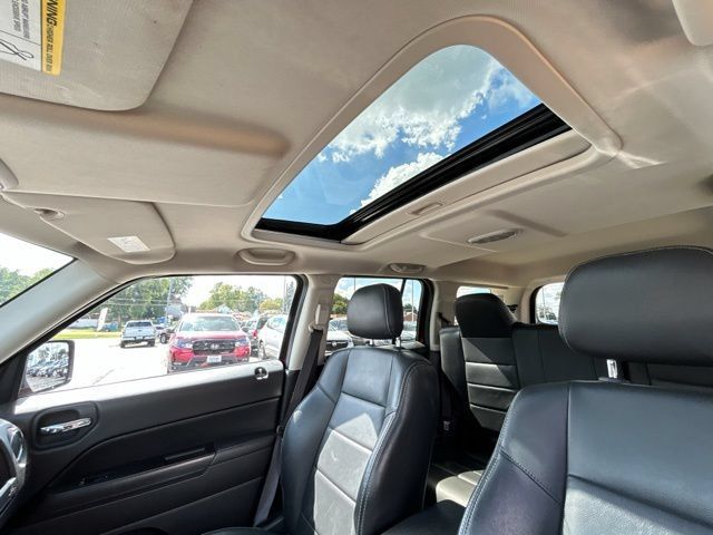 Used 2017 Jeep Patriot High Altitude AWD/4WD image 28