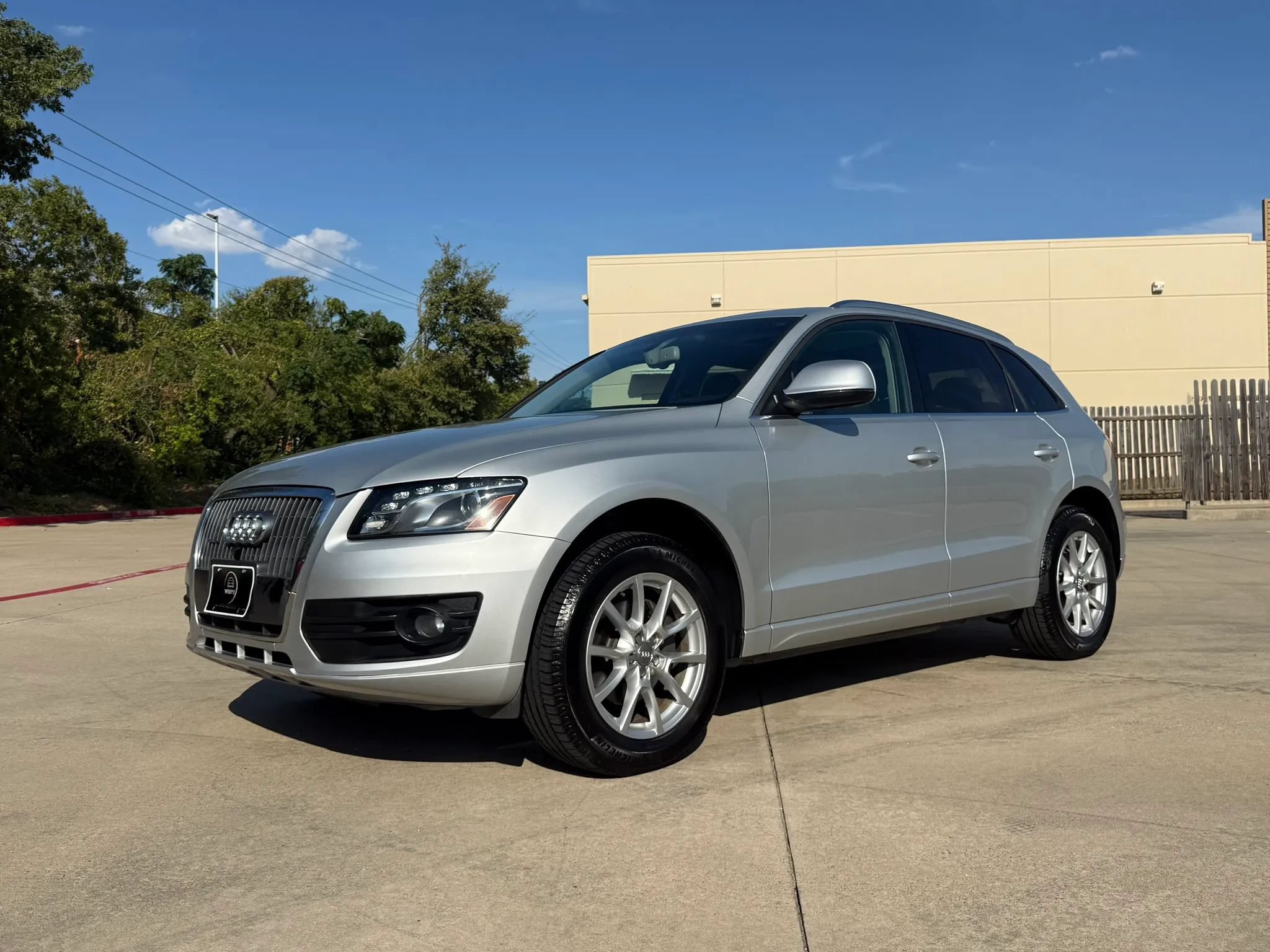 Used 2012 Audi Q5 2.0T Premium Plus AWD/4WD image 2