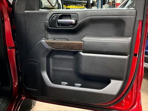 Used 2021 Chevrolet Silverado 1500 RST image 21