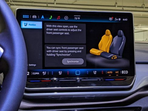 New 2025 Volkswagen ID.4 Pro S AWD/4WD image 17