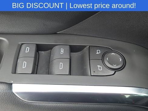 Used 2024 Chevrolet Traverse LT w/ LPO, Floor Liner Package FWD image 24