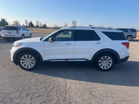 Used 2020 Ford Explorer Limited w/ Class III Trailer Tow Package image 4