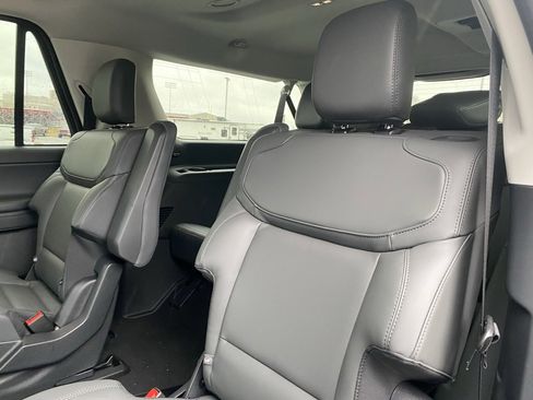 New 2026 Ford Expedition Max Active image 28