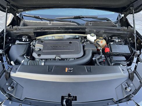 Used 2021 Buick Envision Essence w/ Technology Package I image 53