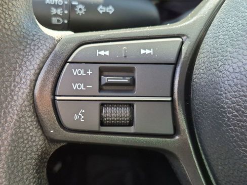 Used 2025 Honda Accord LX image 17