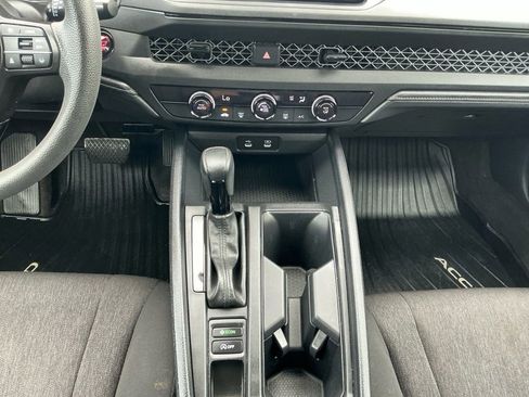 Used 2023 Honda Accord LX image 20