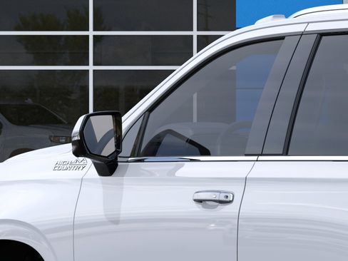 New 2026 Chevrolet Tahoe High Country AWD/4WD image 12