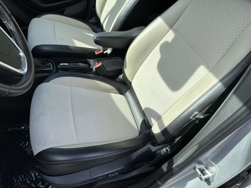 Used 2019 Buick Encore Preferred w/ Safety Package AWD/4WD image 15