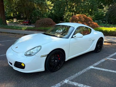 Used 2009 Porsche Cayman S RWD image 2