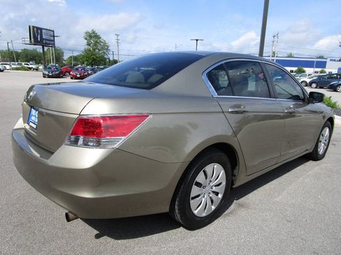 Used 2009 Honda Accord LX image 7