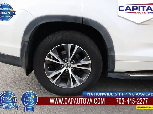Used 2016 Toyota Highlander XLE image 27