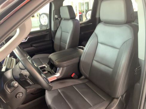 Used 2023 Chevrolet Silverado 1500 LTZ AWD/4WD image 12