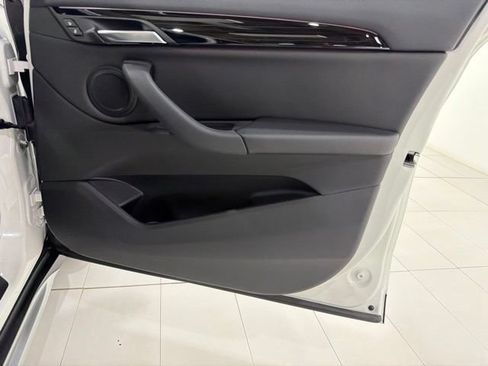 Used 2019 BMW X1 xDrive28i w/ Convenience Package AWD/4WD image 18