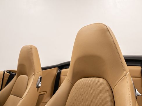 Used 2016 Porsche 911 Carrera 4S image 42