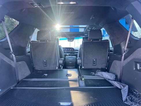 Used 2024 Cadillac Escalade V w/ LPO, Floor Liner Package image 40