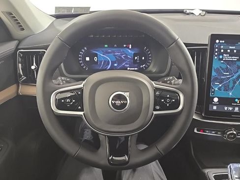 Used 2026 Volvo XC90 B6 Plus w/ Protection Package Premier AWD/4WD image 10