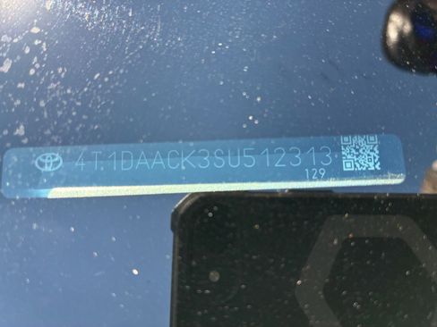 Used 2025 Toyota Camry LE FWD image 24