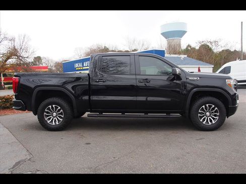 Used 2019 GMC Sierra 1500 AT4 w/ AT4 Premium Package image 8