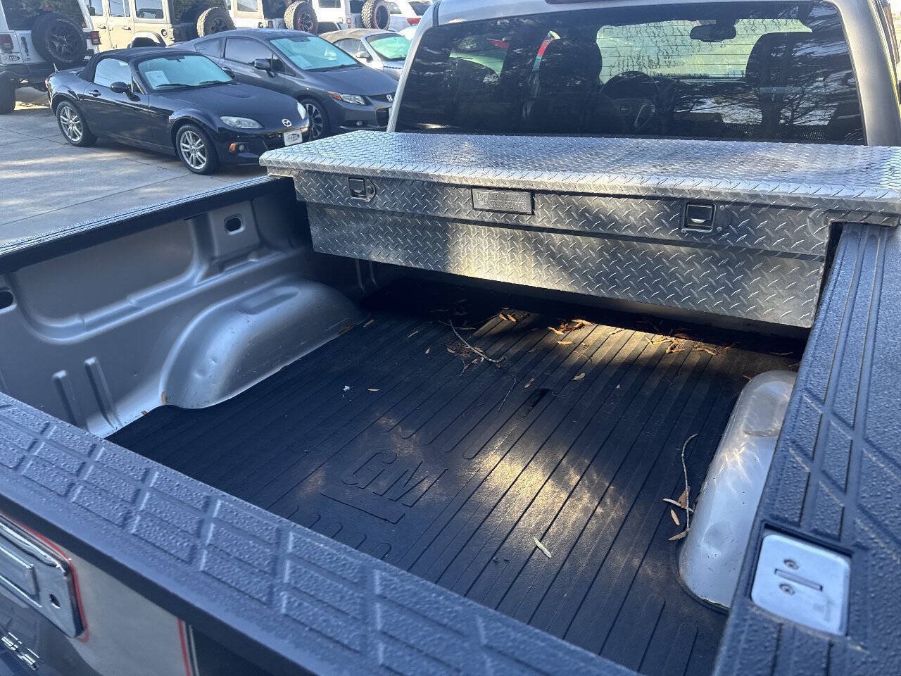 Used 2007 GMC Sierra 1500 SLE w/ SLE2 Preferred Package AWD/4WD image 22