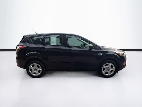 Used 2017 Ford Escape S FWD image 4