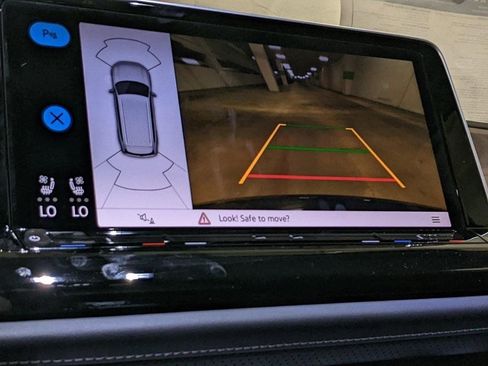 New 2026 Volkswagen Atlas SE image 19