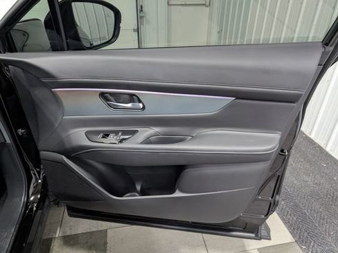 Used 2025 Nissan Murano SL AWD/4WD image 28