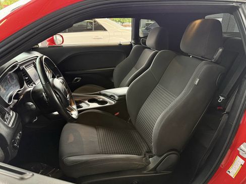 Used 2019 Dodge Challenger GT w/ Blacktop Package image 11