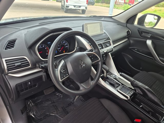 Used 2020 Mitsubishi Eclipse Cross LE AWD/4WD image 15