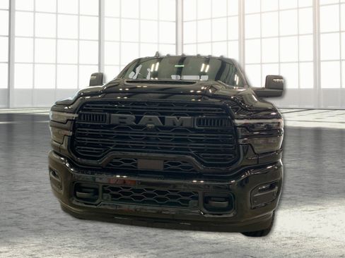 New 2026 RAM 2500 Laramie AWD/4WD image 19