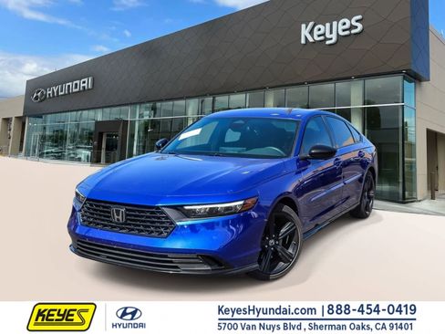 Used 2023 Honda Accord Sport image 1