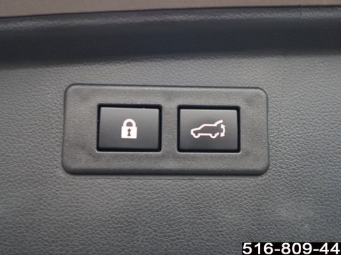 Used 2023 Subaru Outback Premium image 29