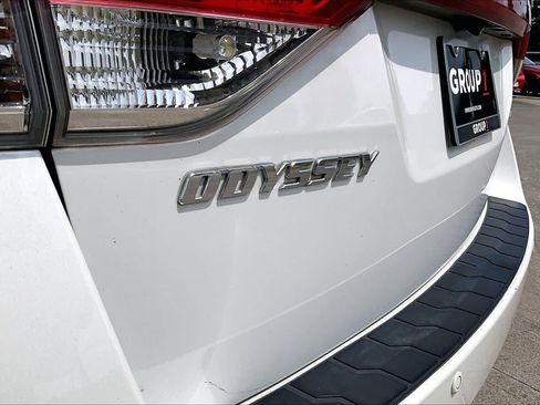 Used 2014 Honda Odyssey Touring image 28