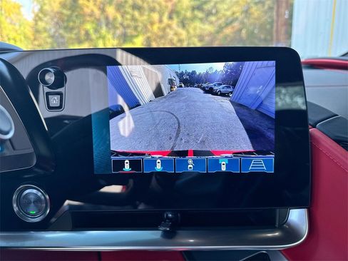 Used 2025 Chevrolet Corvette Stingray Premium Cpe w/ Z51 Performance Package image 28