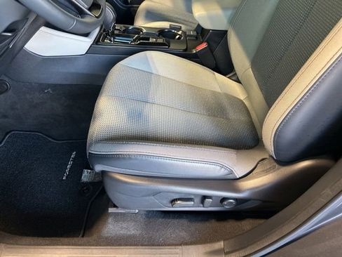 Used 2026 Subaru Forester Premium AWD/4WD image 51