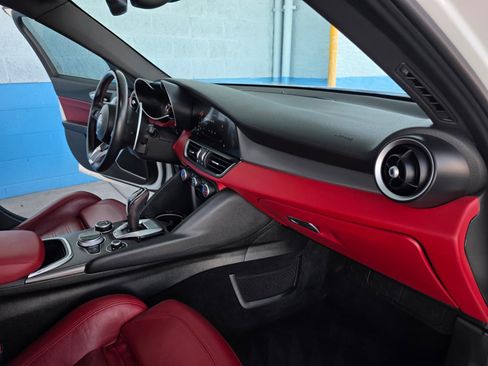 Used 2020 Alfa Romeo Giulia Ti Sport w/ Quick Order Package 22U Sport RWD image 13