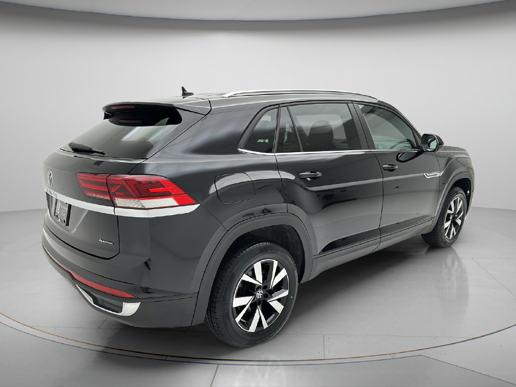 Used 2023 Volkswagen Atlas Cross Sport SE AWD/4WD image 5