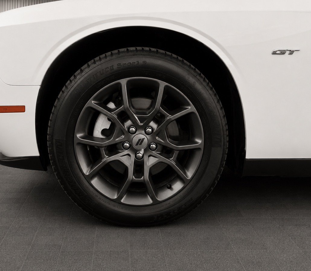 Used 2018 Dodge Challenger GT w/ Driver Convenience Group AWD/4WD image 9