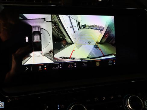 Used 2024 GMC Sierra 2500 AT4 w/ AT4 Premium Plus Package image 23