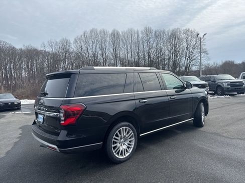 Used 2024 Ford Expedition Max Limited image 6