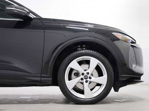 Certified 2025 Audi Q5 Premium Plus w/ Premium Plus AWD/4WD image 12
