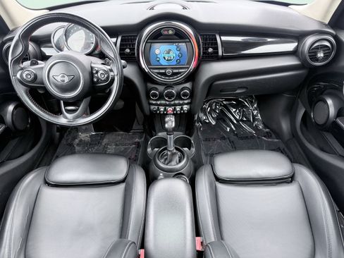 Used 2019 MINI Cooper S image 46