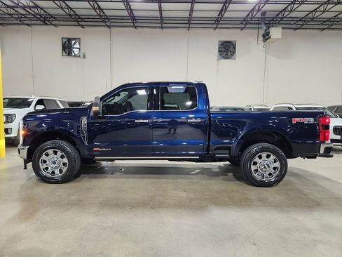 Used 2024 Ford F250 Lariat w/ Lariat Ultimate Package AWD/4WD image 7