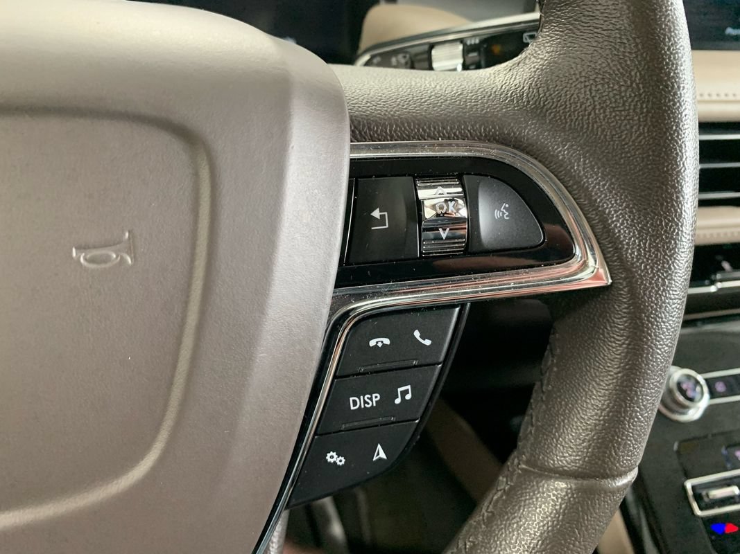 Used 2023 Lincoln Nautilus AWD image 34